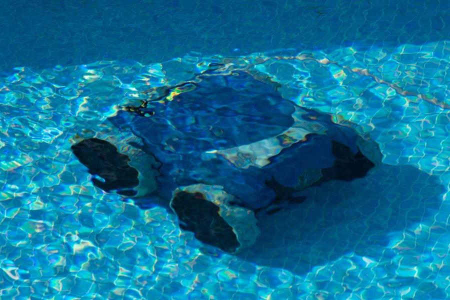 Robot under water